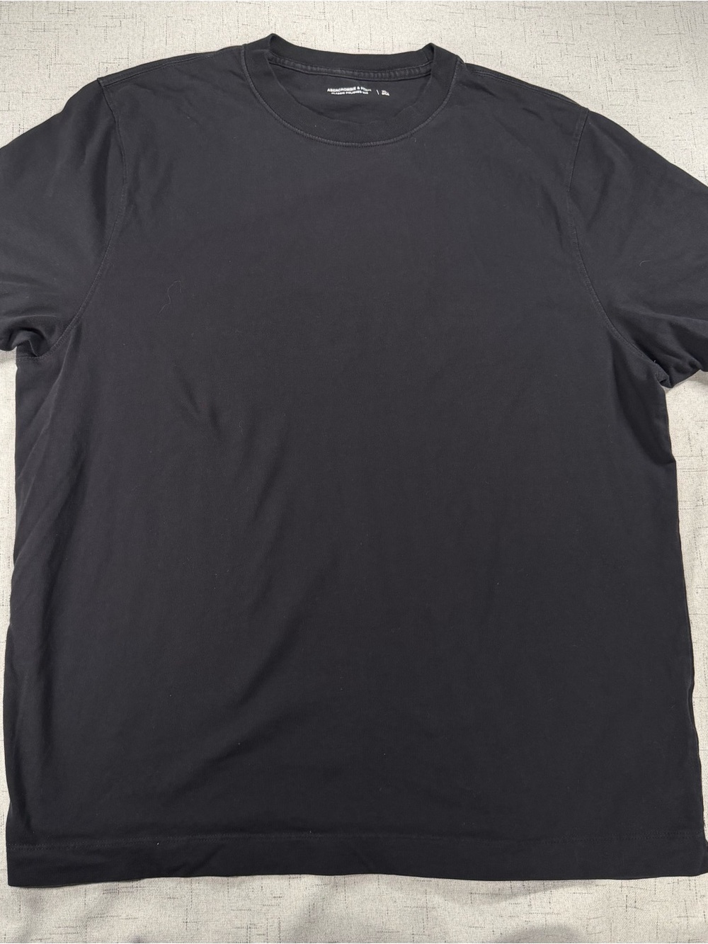 Abercrombie & Fitch Men's Classic Black Crewneck T-Shirt